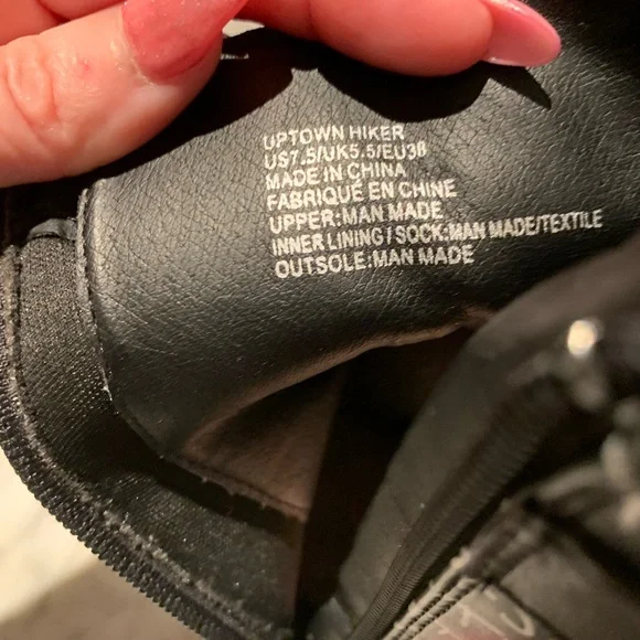 🔴HIKER PLATFORM BOOTIES. NWT! EXCELLENT CONDITION! - Picture 6 of 7